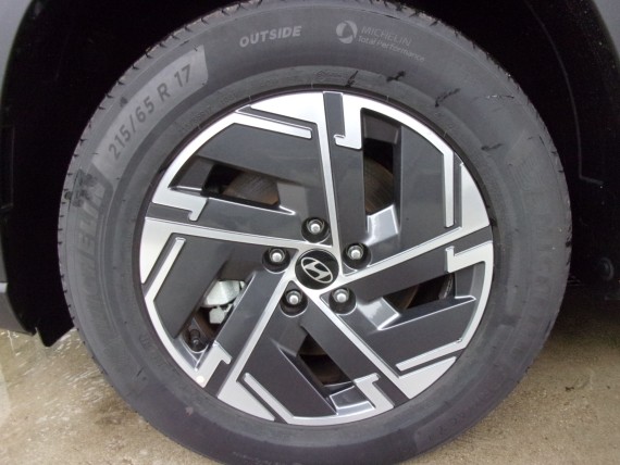 HYUNDAI Tucson Tucson DV-018.jpg